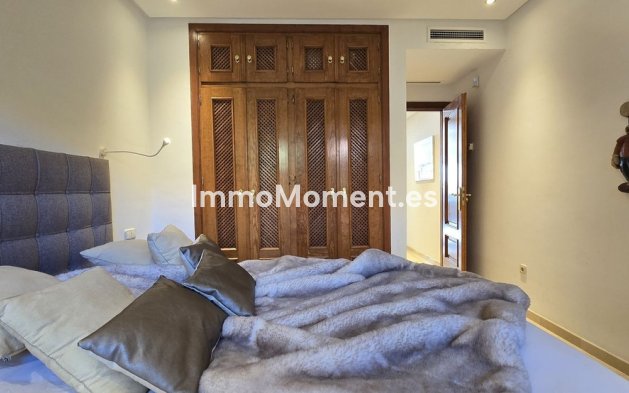 Revente - Appartement - Estepona  - Estepona Centro