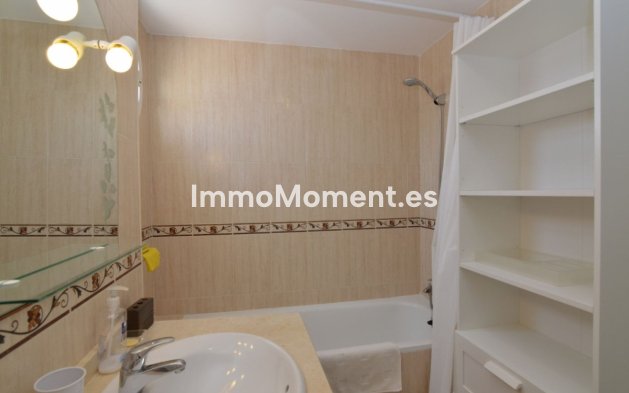 Revente - Appartement - Marbella - Nueva Andalucía