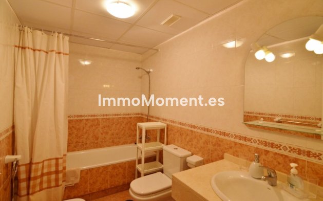 Revente - Appartement - Marbella - Nueva Andalucía