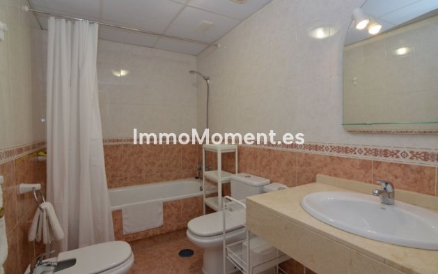 Revente - Appartement - Marbella - Nueva Andalucía