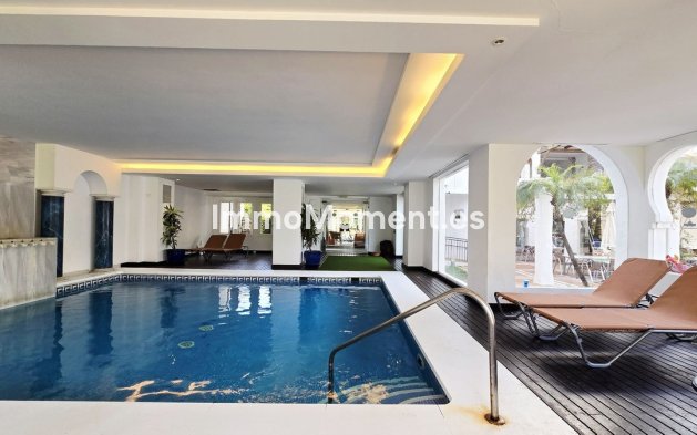 Wiederverkauf - Wohnung - Marbella - Puerto Banús