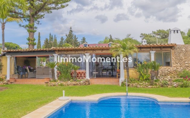 Revente - Villa - Marbella - Las Chapas