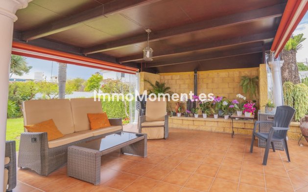 Revente - Villa - Marbella - Las Chapas