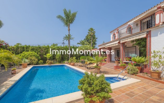 Reventa - Villa - Marbella - Marbella Centro