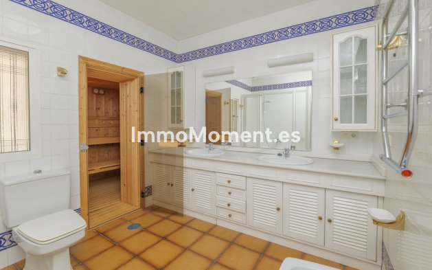 Reventa - Villa - Marbella - Marbella Centro