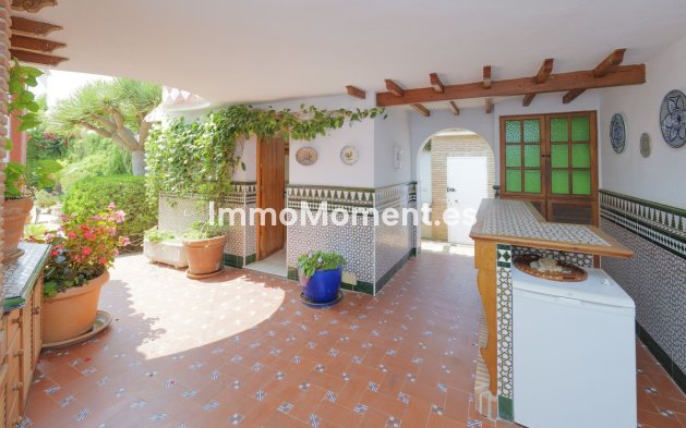 Reventa - Villa - Marbella - Marbella Centro