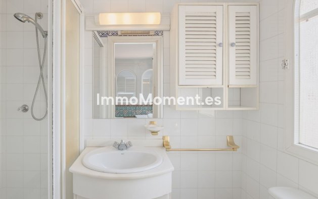 Reventa - Villa - Marbella - Marbella Centro