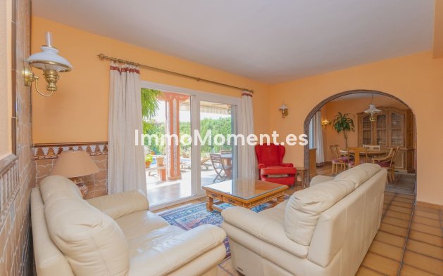 Reventa - Villa - Marbella - Marbella Centro