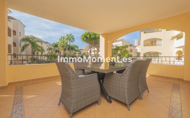 Resale - Apartment - Marbella - Elviria