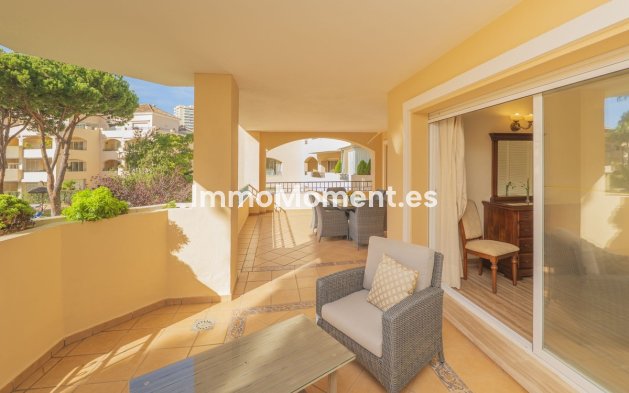 Resale - Apartment - Marbella - Elviria