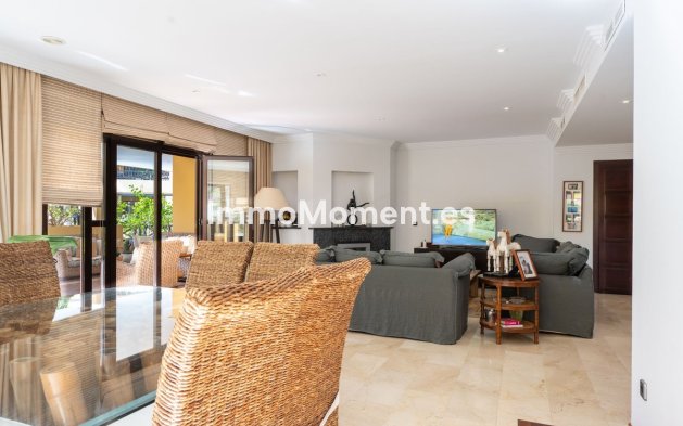 Wiederverkauf - Wohnung - Marbella - Puerto Banús