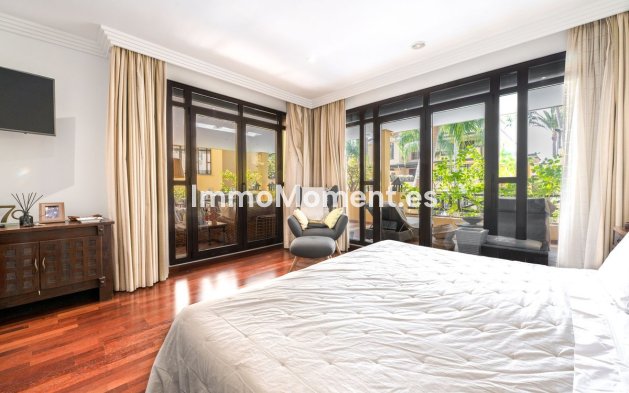 Wiederverkauf - Wohnung - Marbella - Puerto Banús