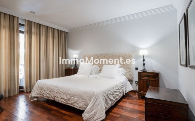 Wiederverkauf - Wohnung - Marbella - Puerto Banús