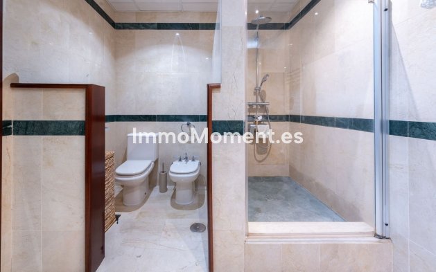 Wiederverkauf - Wohnung - Marbella - Puerto Banús