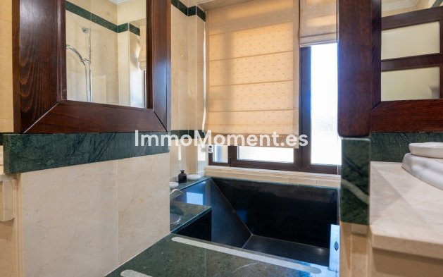 Wiederverkauf - Wohnung - Marbella - Puerto Banús