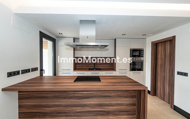 Revente - Appartement - Marbella - Nueva Andalucía