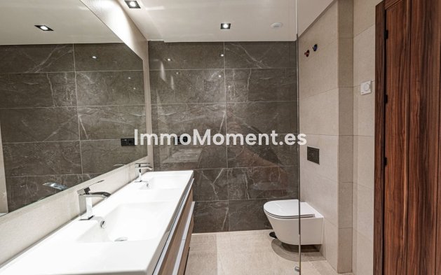 Revente - Appartement - Marbella - Nueva Andalucía