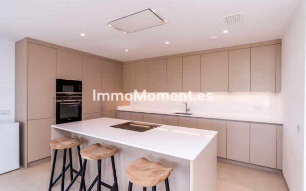 Wiederverkauf - Wohnung - Estepona  - Estepona Centro