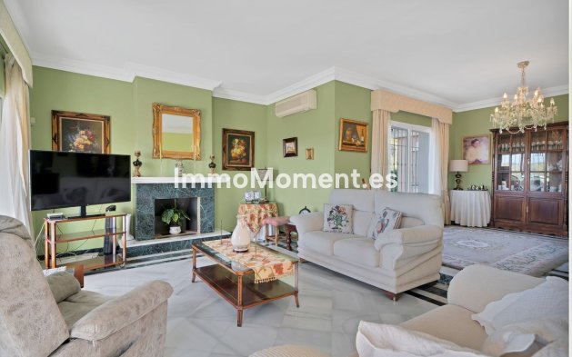 Resale - Villa - Marbella - San Pedro de Alcántara