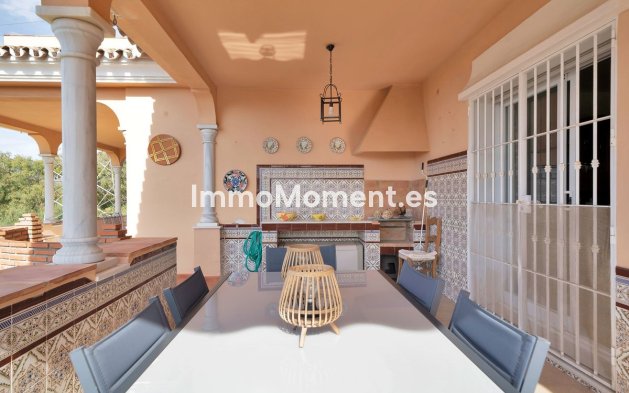 Resale - Villa - Marbella - San Pedro de Alcántara