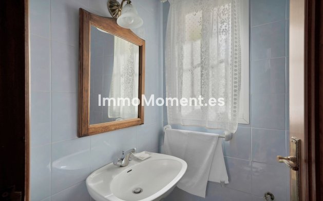 Resale - Villa - Marbella - San Pedro de Alcántara