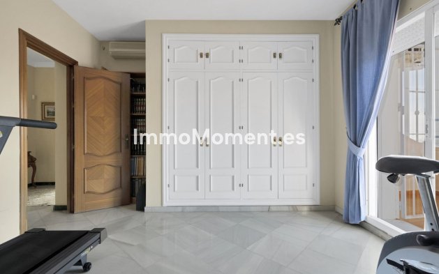 Resale - Villa - Marbella - San Pedro de Alcántara