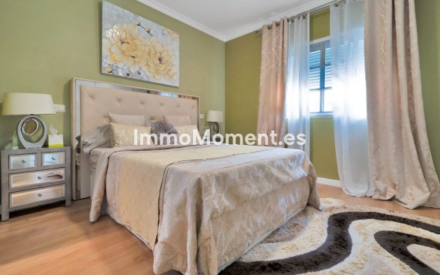 Revente - Villa - Estepona  - Estepona Centro