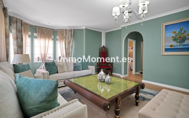 Revente - Villa - Estepona  - Estepona Centro