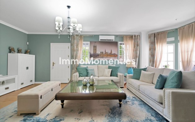 Revente - Villa - Estepona  - Estepona Centro