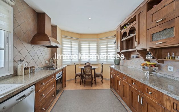 Revente - Villa - Estepona  - Estepona Centro