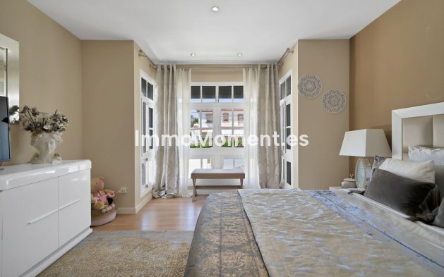 Revente - Villa - Estepona  - Estepona Centro