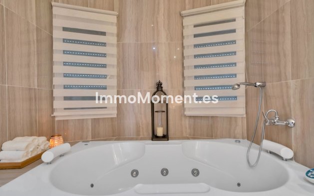 Revente - Villa - Estepona  - Estepona Centro