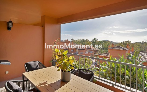 Wiederverkauf - Wohnung - Estepona  - Atalaya