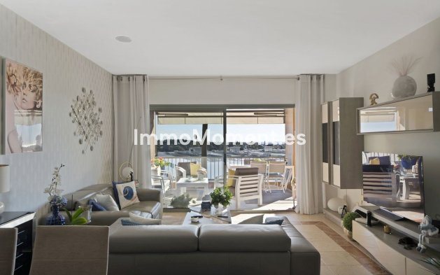 Wiederverkauf - Wohnung - Estepona  - Atalaya