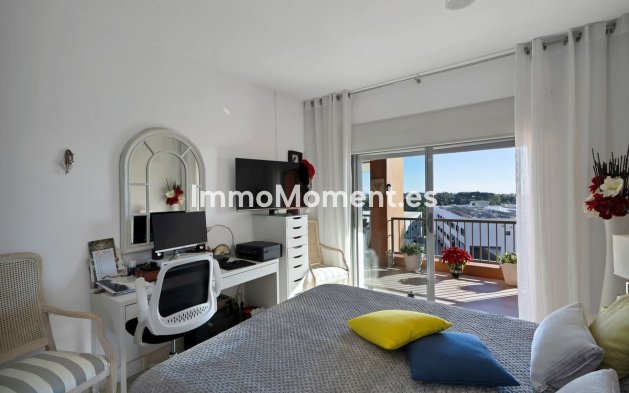 Wiederverkauf - Wohnung - Estepona  - Atalaya