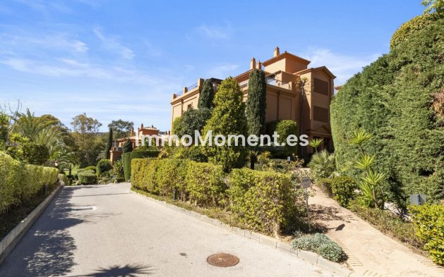 Wiederverkauf - Wohnung - Estepona  - Atalaya