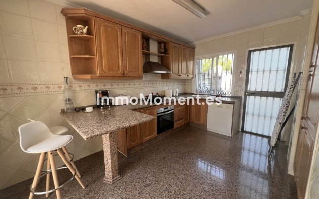 Wiederverkauf - Villa - Marbella - San Pedro de Alcántara