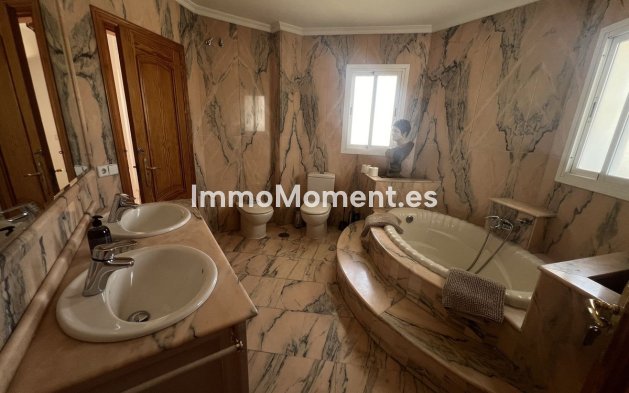 Wiederverkauf - Villa - Marbella - San Pedro de Alcántara