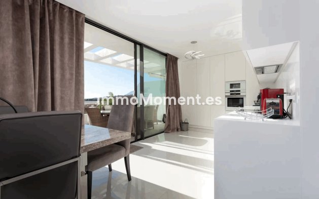 Wiederverkauf - Wohnung - Estepona  - Estepona Centro