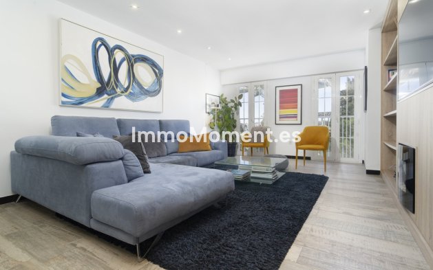 Resale - Townhouse - Marbella - Puerto Banús