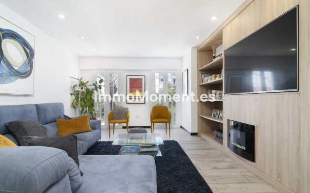 Resale - Townhouse - Marbella - Puerto Banús