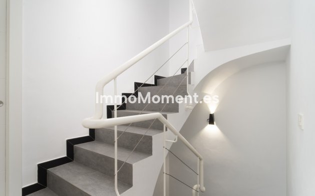 Resale - Townhouse - Marbella - Puerto Banús