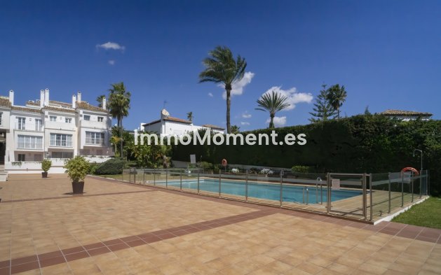 Resale - Townhouse - Marbella - Puerto Banús