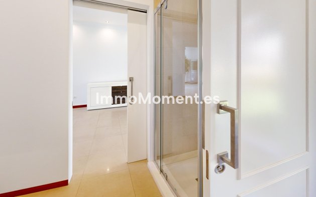 Reventa - Villa - Sotogrande - Sotogrande Costa