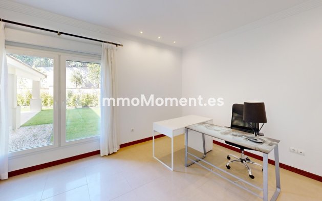 Reventa - Villa - Sotogrande - Sotogrande Costa