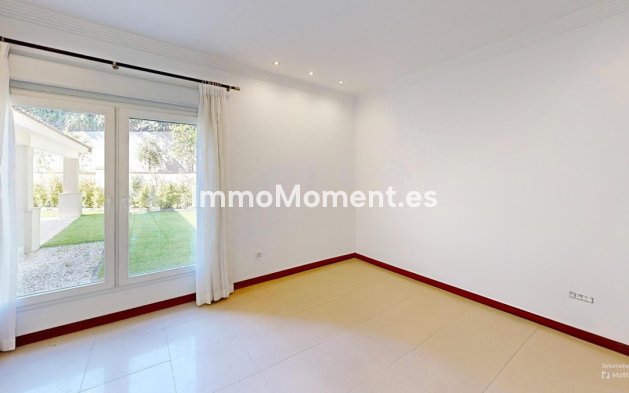 Reventa - Villa - Sotogrande - Sotogrande Costa