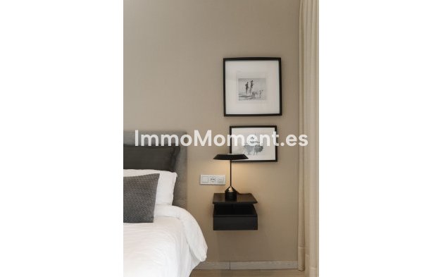 Wiederverkauf - Villa - Marbella - Nueva Andalucía