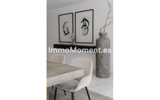 Wiederverkauf - Villa - Marbella - Nueva Andalucía