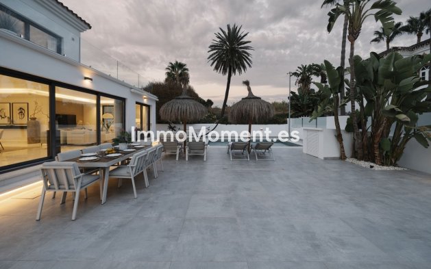 Wiederverkauf - Villa - Marbella - Nueva Andalucía