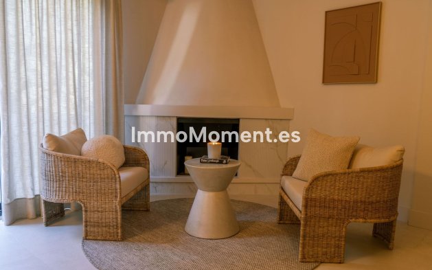 Resale - Villa - Marbella - Nueva Andalucía